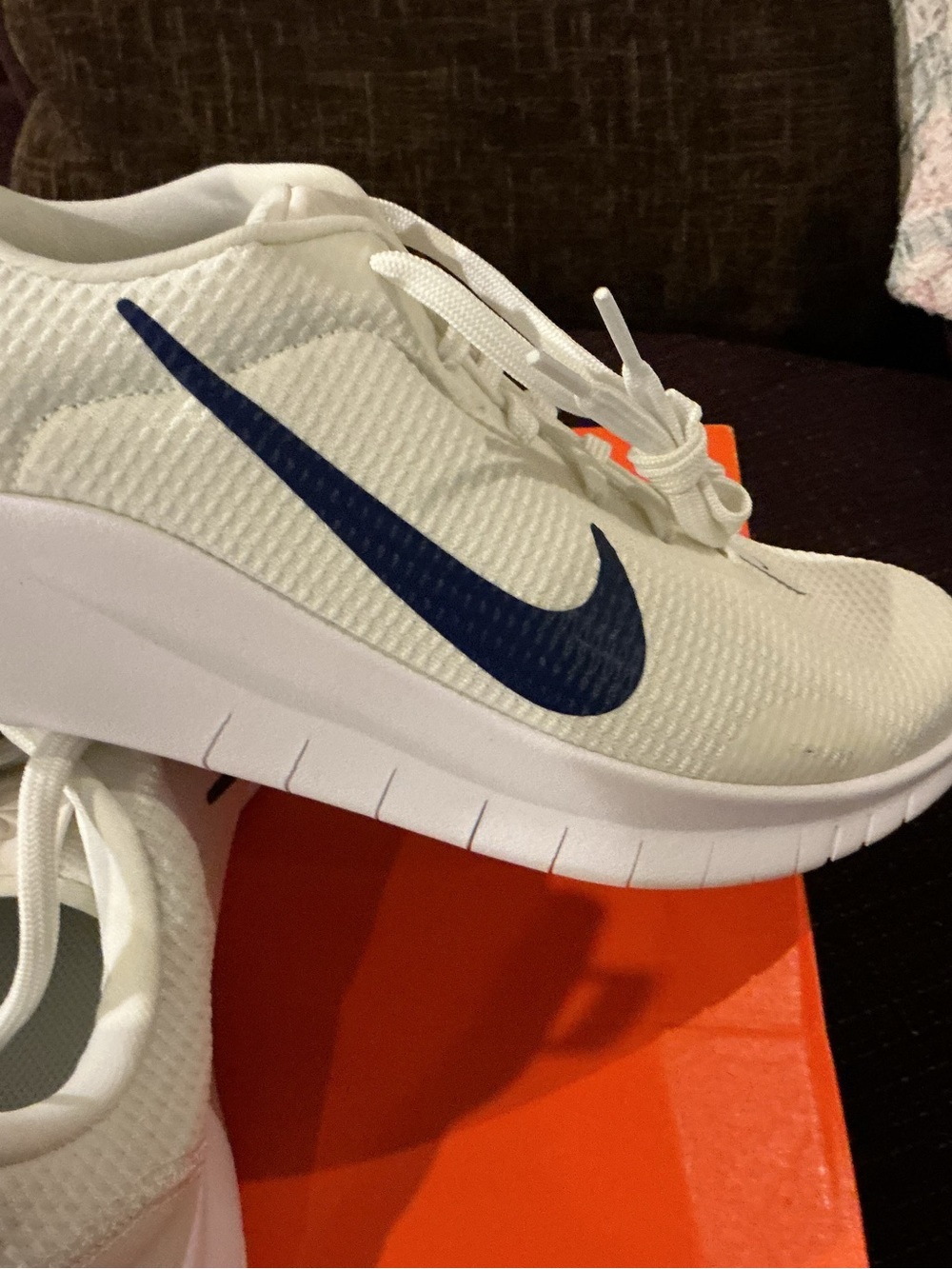 Nike Flex Experience Run 12. Brand new in box:No Lid. Men’s 8.5 Women’s 10. - Picture 6 of 8